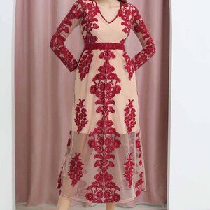 Chicwish Size XS V-neck floral embroidered mesh maxi dress wine red